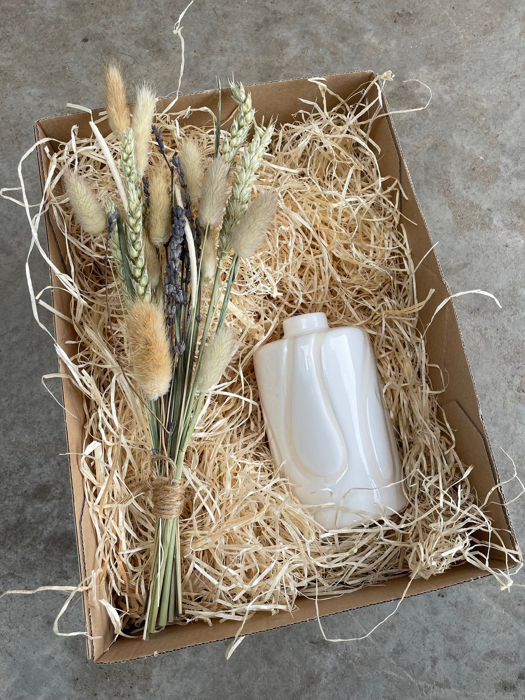 Lavender Dried Flower & Vase Gift Set