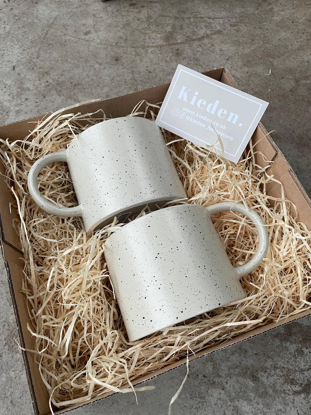 Mole Dot Mug Gift Set