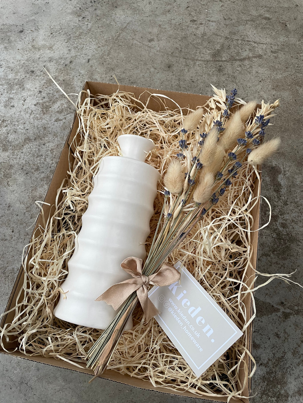 Dried Flower & Kip Vase Gift Set